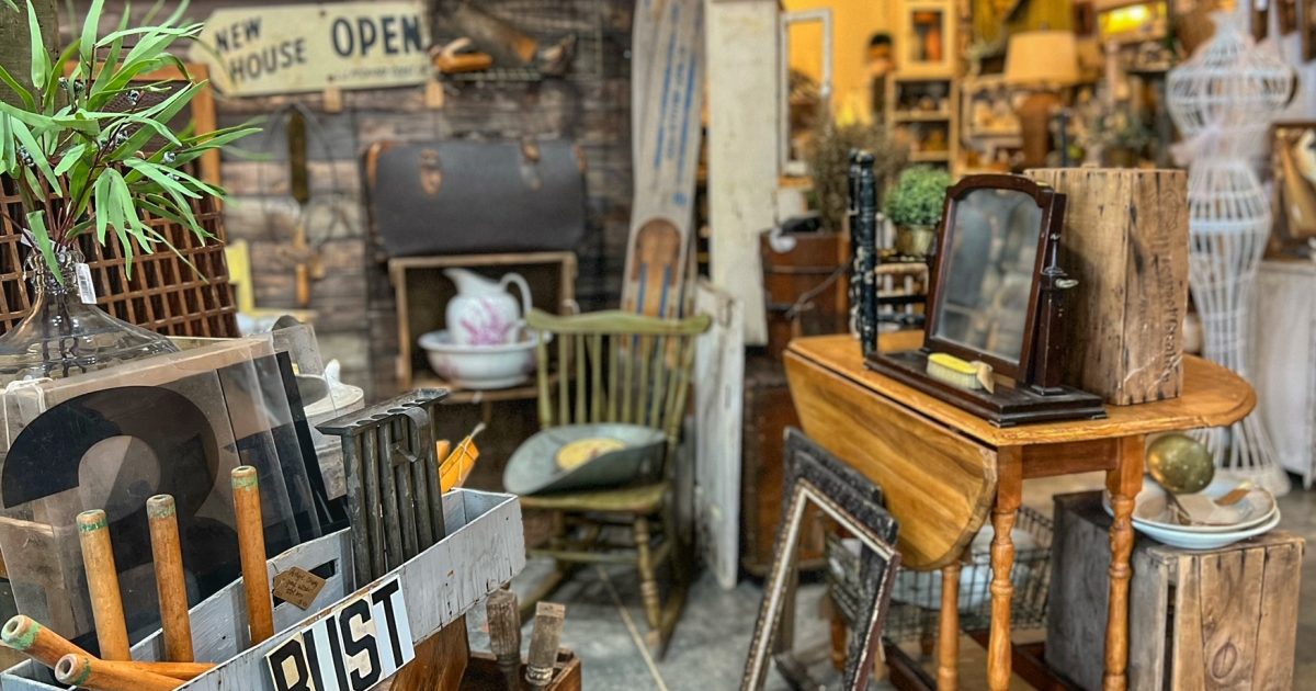 Soul Sisters Antiques & Home Decor Destination Dawsonville