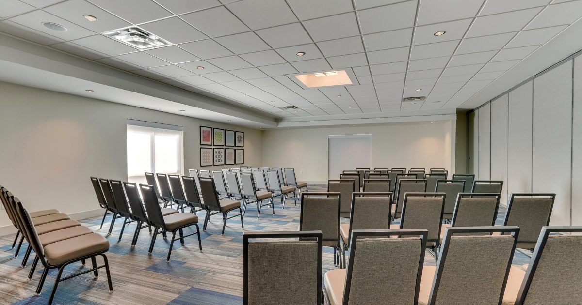 Holiday Inn Express & Suites Destination Dawsonville