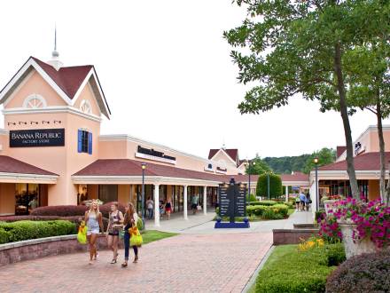 North Georgia Premium Outlets